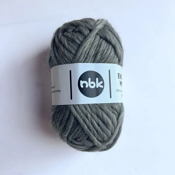 PANAPUFA PANAPUFA Merino-Seidengarn Wolle, Husky grau, – Produktbild 1 von 2
