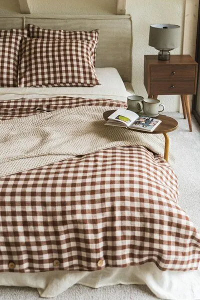 AmourLinen AmourLinen Bettdecke aus Leinen, Mokka gingham, – Produktbild 3 von 4