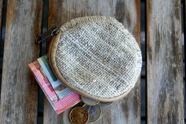 Himal Hemp Himal Hemp Geldbeutel rund aus Bio-Hanf und Recycle-Sari / Recycle Wolle – Produktbild 6 von 7