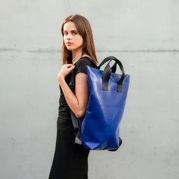 MOOT MOOT Der Rucksack aus LKW-Plane – Produktbild 1 von 1