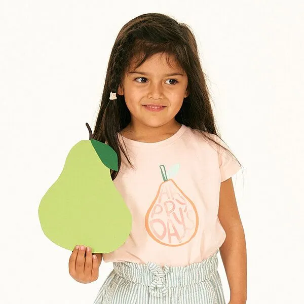 Sense Organics Sense Organics T-Shirt für Mädchen mit Birnendruck, Modell DORA, Birnendruck auf hellrosa, – Produktbild 2 von 4