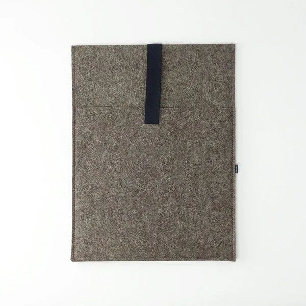 matilda k. manufaktur matilda k. manufaktur Tablethülle aus Wollfilz 'moritz' (mit Einsteckfach)| für apple ipad | ipad air | ipad pro 11 | 12,9 zoll, Green, – Produktbild 5 von 8