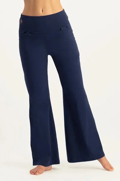Urban Goddess Urban Goddess Maeve weite Yogahose mit Midwaist, Midnight (dunkelblau), – Produktbild 1 von 4