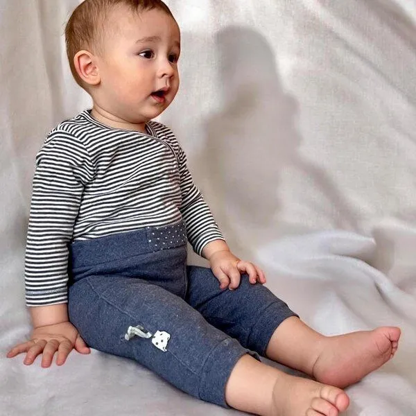 OrganicEra Baby Langarm Kimono Bodysuit, gestreift 'OrganicEra' aus Bio Baumwolle, Blau, – Produktbild 2 von 4