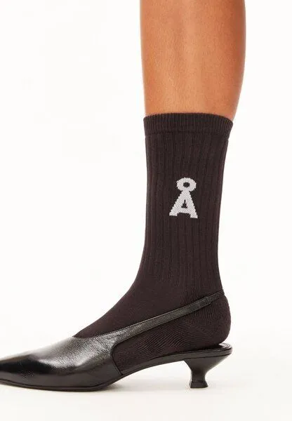ARMEDANGELS ARMEDANGELS SAAMUS BOLD Unisex Socken aus Bio-Baumwoll-Mix, Claystone, – Produktbild 1 von 4