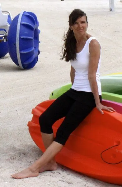 ESPARTO ESPARTO ¾ Yogahose Capri "Thanda", Schwarz, – Produktbild 3 von 4