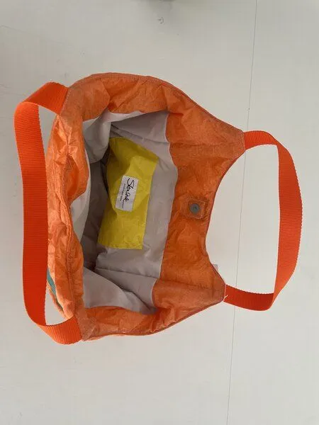 Skrabak Skrabak Upcycling-Tasche aus Segeltuch, Orange, – Produktbild 4 von 4