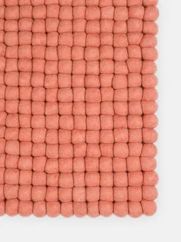 myfelt myfelt Filzkugelteppich rechteckig, 100% Schurwolle – Produktbild 1 von 1