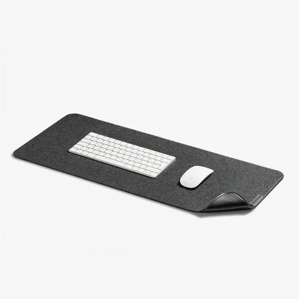 Woodcessories Woodcessories 2in1 Schreibtischunterlage 70x30cm aus verganem Leder und RPET-Filz – Produktbild 1 von 3