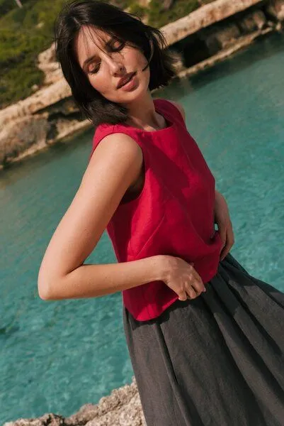 AmourLinen AmourLinen Klassisches ärmelloses Leinentop Lucia, Viva magenta, – Produktbild 4 von 4