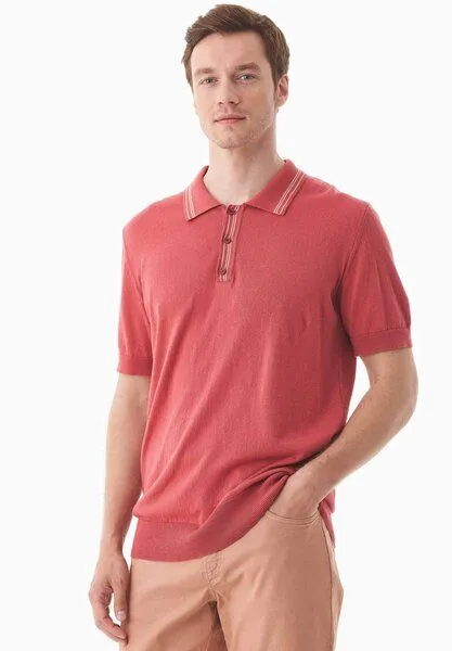 ORGANICATION ORGANICATION Strick-Poloshirt aus Bio-Baumwolle, Radiant red, – Produktbild 4 von 4