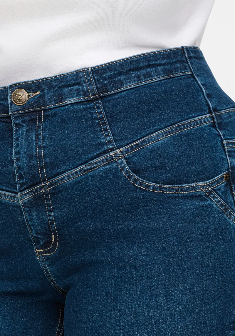 sheego Bootcut-Jeans dark blue denim, Dark blue denim, – Produktbild 1 von 2