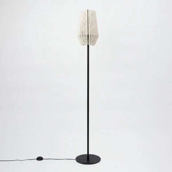 ALMUT von Wildheim ALMUT von Wildheim Stehlampe mit Lampenschirm aus 100 % Wolle vom Tiroler Stein- und Bergschaf – Produktbild 1 von 4