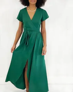 Aatise Aatise Langes Abendkleid im Wickeleffekt Zermonie 100% EcoVero – Produktbild 1 von 1