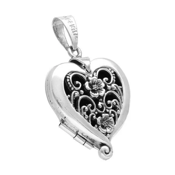 pakilia pakilia Silber Kette Herz Medaillon Fair-Trade und handmade – Produktbild 3 von 3