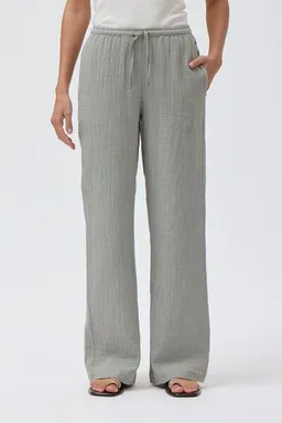 People Wear Organic People Wear Organic Slub Musselin Hose, grün uni, Bio-Baumwolle – Produktbild 1 von 1