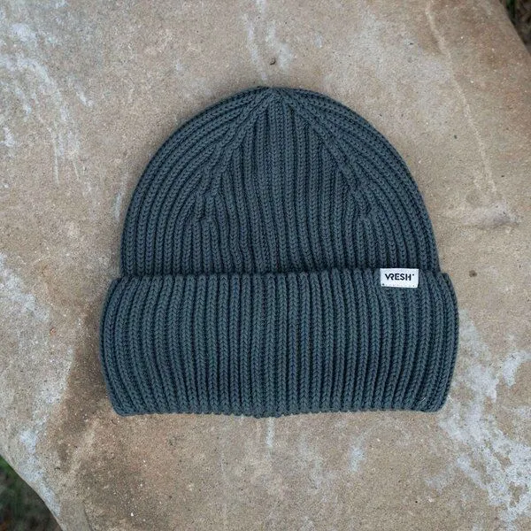 Vresh Clothing Vresh Clothing Avriel - Fisherman Beanie aus Biobaumwolle, Tannengrün, – Produktbild 1 von 2