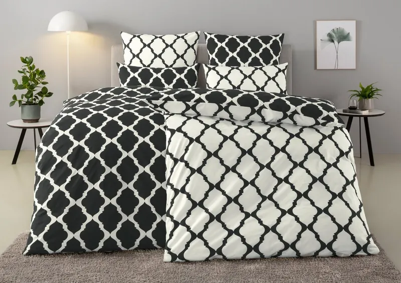 OTTO home Wendebettwäsche Alba in Gr. 135x200 oder 155x220 cm, Renforcé-Lyocell (Tencel), 2 teilig, Bettwäsche mit Wendeoptik, in verschiedenen Qualitäten, Baumwolle, Schwarz, – Produktbild 1 von 5