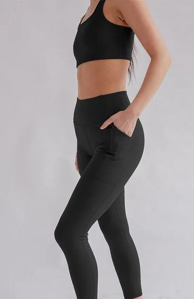 Girlfriend Collective Girlfriend Collective Damen Yogaleggings mit hohem Bund und Tasche „Compressive High-Rise Pocket" aus recycelten Plastikflaschen, Mitternachtsblau, – Produktbild 2 von 4