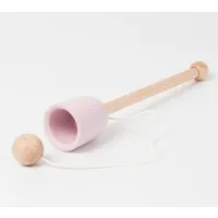 Me&Mine Becher und Ball aus Holz von Me&Mine, Pink, – Produktbild 1 von 1