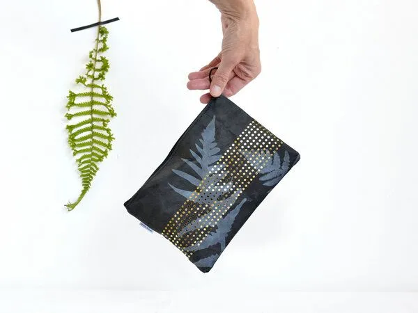renna deluxe renna deluxe Farn Etui mit Gold Pünktchen Taschenorganizer – Produktbild 3 von 4