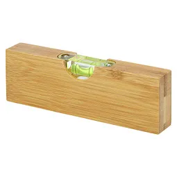 Stac Stac Flush Wasserwaage aus Bambus mit Flaschenöffner – Produktbild 1 von 1
