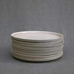 Izanami Tableware Izanami Tableware Handgemachter Großer Teller 4-6-8 Set (⌀ 25,5 cm) aus Steinzeug - Lietzensee – Produktbild 1 von 1