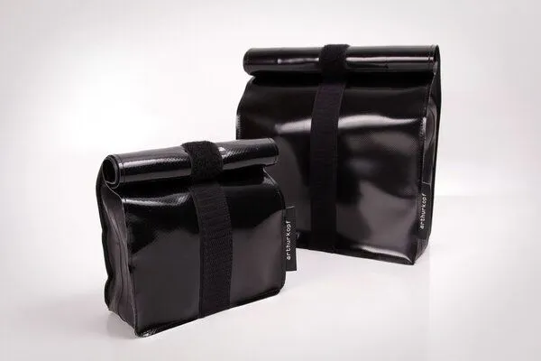 ARTHURKOPF ARTHURKOPF QlTourBag - Tasche aus Fahrradschlauch, Schwarz, – Produktbild 1 von 5