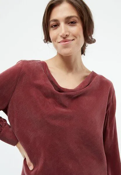 Givn Berlin Givn Berlin Bluse GBSHIRIN aus Cupro (Bemberg) mit Wasserfallausschnitt, Rot, – Produktbild 3 von 4