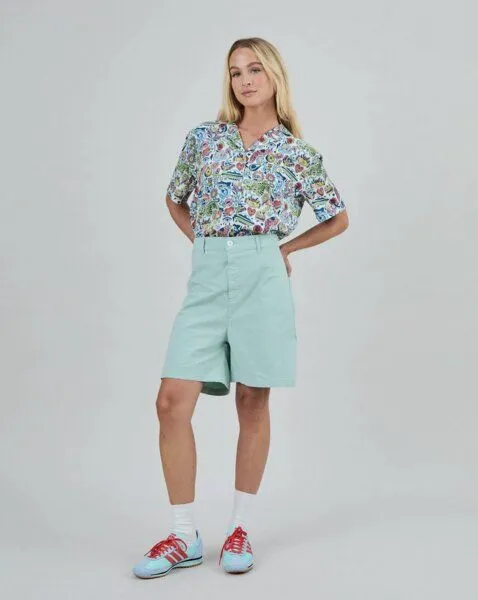 Brava Fabrics Brava Fabrics High Waist Shorts Green – Produktbild 3 von 4