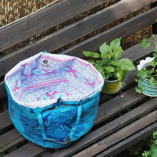 REFISHED fair fashion REFISHED fair fashion Tasche 'SOULMATE WATERPROOF' Limitierte Edition! - upcycelte Fischfuttersäcke, #fish blau-aqua/#wp ethno, – Produktbild 5 von 5