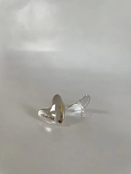 noemvri fashion label noemvri fashion label Herz Ohrstecker, Silber, – Produktbild 3 von 4