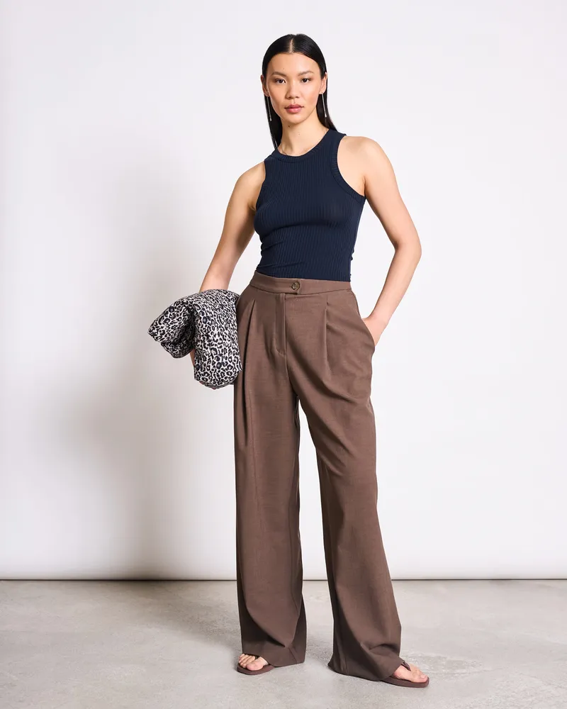 JAN N JUNE JAN 'N JUNE Damen vegan Hose Pleated Wide Niva Clay, Braun, – Produktbild 1 von 2