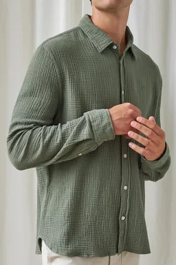 TWOTHIRDS TWOTHIRDS Herren vegan Shirt Unyee Deep Lichen Green – Produktbild 1 von 1