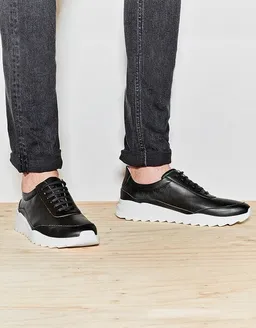 NINE TO FIVE NINE TO FIVE #pedró veganer Sneaker, Herren Runner aus recycelter Mircofaser – Produktbild 1 von 1