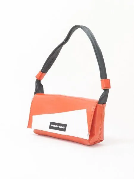 Freitag Freitag F171 LAURA - red white (000004466065) – Produktbild 2 von 3