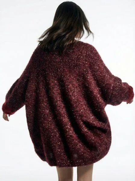 KnitToChange KnitToChange Oversize-Pullover aus weichem Effektgarn in Burgund- und Rottönen – Produktbild 3 von 4