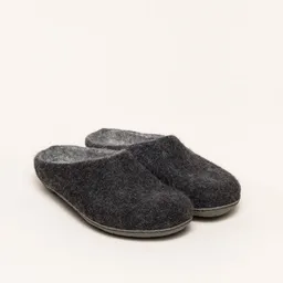 Magicfelt Magicfelt Filz-Hausschuh 736 aus 100% Merino-Wolle Pantoffel für Damen & Herren mit Gummi-Sohle – Produktbild 1 von 1