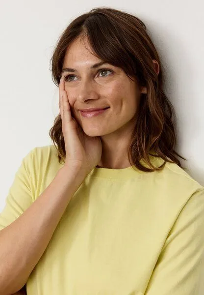 recolution Damen T-Shirt aus Bio-Baumwolle - AZOLLA - recolution, Sorbet yellow (gelb), – Produktbild 3 von 4