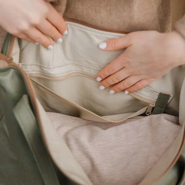 BOWLEANIES TASCHEN BOWLEANIES TASCHEN Mom Bag | Großer Shopper aus Lederfaserstoff mit Reißverschluss, Khaki, – Produktbild 4 von 4