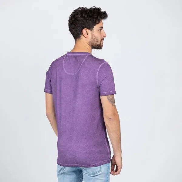 Lexi&Bö Lexi&Bö Herren Basic V-Neck mit Effektwaschung, Grape compote (lila), – Produktbild 3 von 4