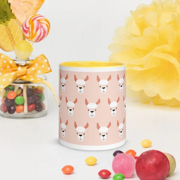 PepMelon PepMelon Lama Tasse mit Farbe innen, Be Llamazing, lustige Lama Weihnachtstasse, Gelb, – Produktbild 4 von 4