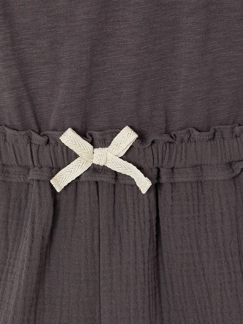 Vertbaudet Kurzer Mädchen Jumpsuit aus Materialmix, Schiefergrau, – Produktbild 3 von 3