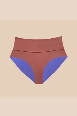 Woodlike Woodlike Damen vegan Bikiniunterteil Reversible Emee High Waist Braun / Flieder – Produktbild 1 von 1