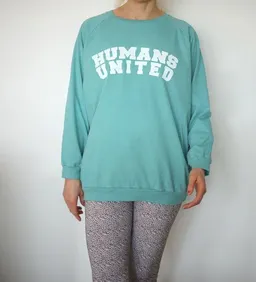 Lena Schokolade Lena Schokolade HUMANS UNITED Sweater aus Bio-Baumwolle – Produktbild 1 von 1