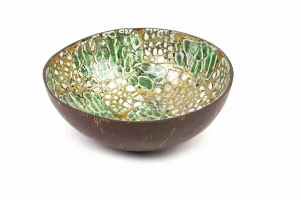 El Puente El Puente Kokosnuss-Schale | Fair Trade & Handmade aus Vietnam, Gold,grün, – Produktbild 2 von 2