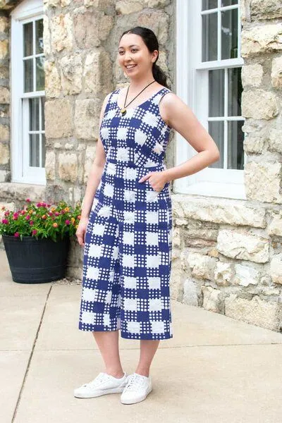Global Mamas Global Mamas Bio Jumpsuit - Pathways, Gingham (blau), – Produktbild 2 von 3