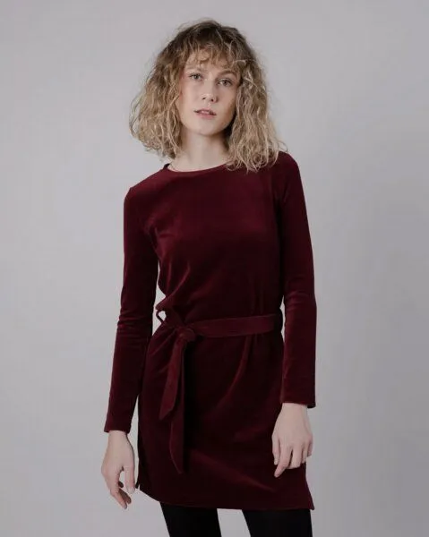 Brava Fabrics Brava Fabrics Velvet Belted Dress Prune – Produktbild 3 von 4