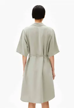 ARMEDANGELS ARMEDANGELS Damen vegan Kleid Femnaami Lino Grün – Produktbild 1 von 1