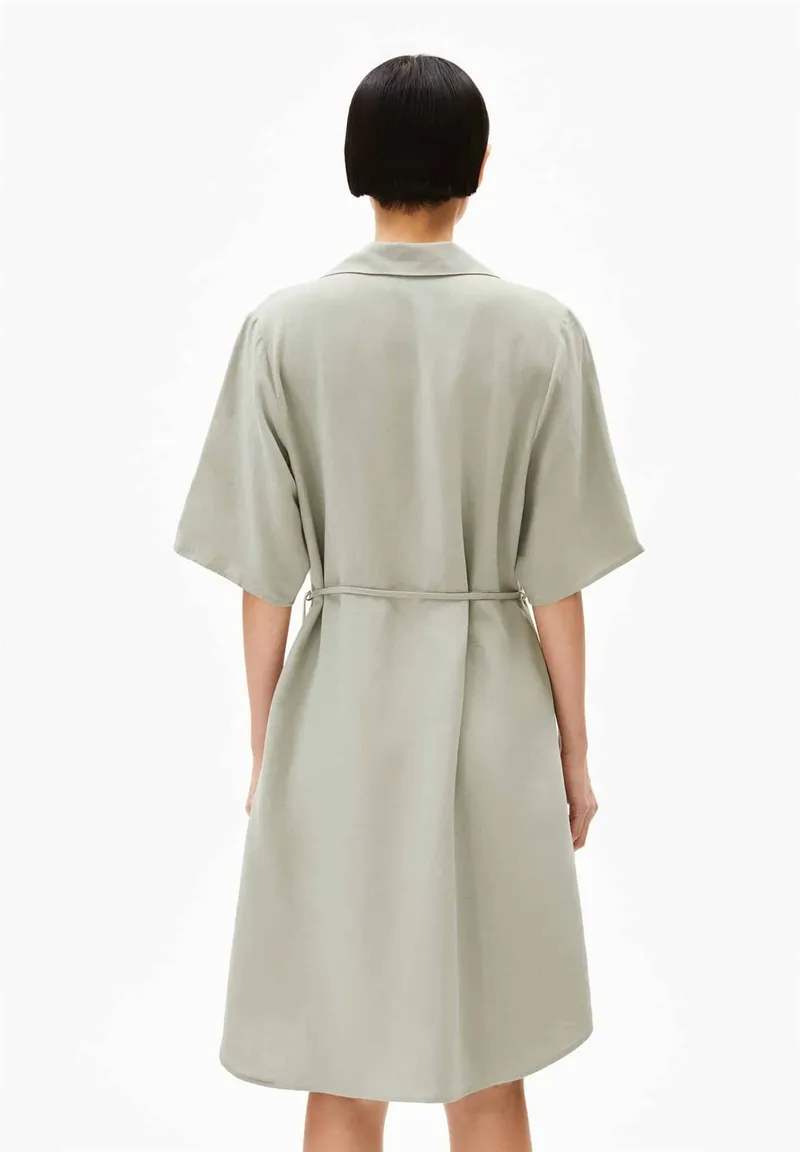 ARMEDANGELS ARMEDANGELS Damen vegan Kleid Femnaami Lino Grün, Hellgrün, – Produktbild 1 von 2